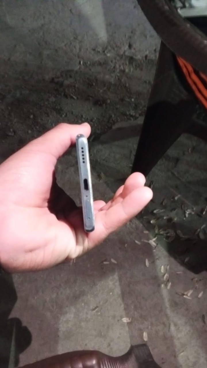 اخوان موبايل للبيع جدا نضيف نضافة 100٪
هونر 9 x s
مع الكارتونة.     السعر 280 وبي مجال
والكفر الخلفي اني مخلفة علمود ليتشخط
مكاني بغداد
***********
