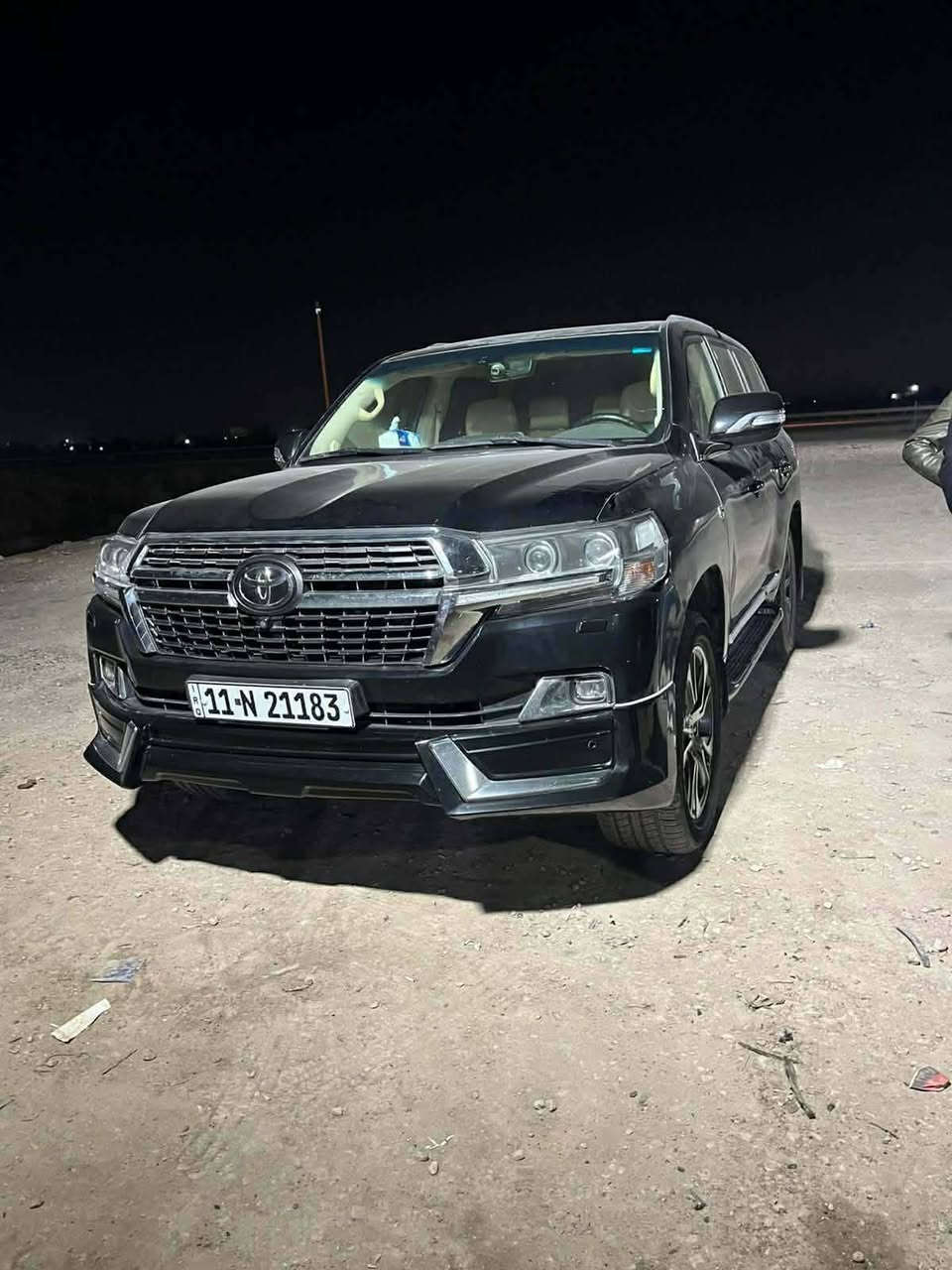 السلام عليكم لبيع جكسار مديل 2016 خليجي بيها جاملغ بارد وبنيد مبدل وكاله مواصفات لكزز ماشيه 170 رقم بغداد مداور ثاني يوم اي استفسار عله رقم *********** مكان السماوه
