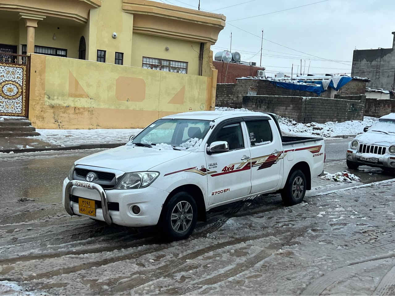 هايلوكس ٢٠١١ داخل احمر رقم دهوك سعر ١٧٨ ورقه مكان زاخو رقم هاتف ٠٧٠٤٥٨٣٤٩٠ 
رقم زين *********** مابيه دعم مابيه سبغ گير محرك ب شرط مكان زاخو زاخو, دهوك
