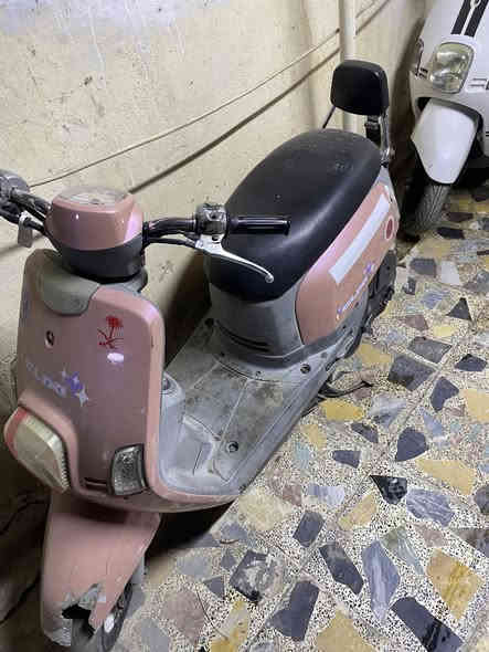 حباب البوليس البيضه والفريز رمبه البارحه نزلت وجبه بقن هذني القطعتين ب الكارتون جدد معروضات للبيع مكاني  بغداد حي اور   ***********
