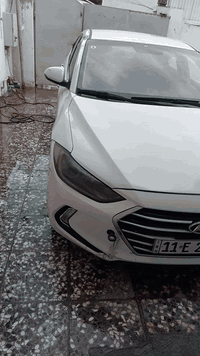 النترا ٢٠١٧ حادث جاملغ وبنيد مصبوغه حزام بيها تكشير بالقماره والصندوك وخيط تبخير خفيف  *********** سياره بيها  بعض الملاحضات  السعر 105 وبيها مجال.
