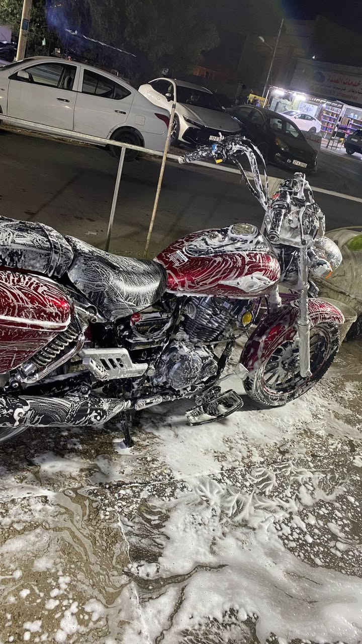 سلام عليكم 
دراجه دايوان كلاسك موديل 2016 الدراجه نضيفه نقصهة ترتيب غراضهة موجوده محرك ناعم تاير خلفي امامي جديد نقصهة بس كلچ تعبان بيهةمنفيست ومكاتبه مكانها بغداد العامريه للاستفسار لاتصال او واتساب  ‭0776 628 3564
