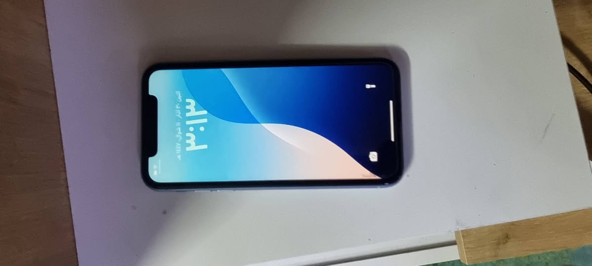 السلام عليكم ايفون اكس ار ذاكرة 64 جهاز نضافه 1000 بل ميه كلشي ممبدل بي وتر بروف جهاز كله شغال فقط السم كارت  واكف بل تحديث 
السعر 150 قفل قفل المكان بغداد الطوبجي ماعندي توصيل ***********
