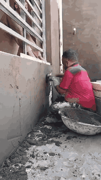 السلام عليكم ورحمة الله وبركاته #شغلنه_انشالله_يعجبكم 
شغل لبخ سمنت جص بورك كاشي سيراميك ترميم تفليش تطبيك مقرنص ارضيات بناء بلوك طابوك صبغ لبخ وجهات نشتغل كافه العمل درجة اولى سرعه ونضافه اتصل خادم ***********
