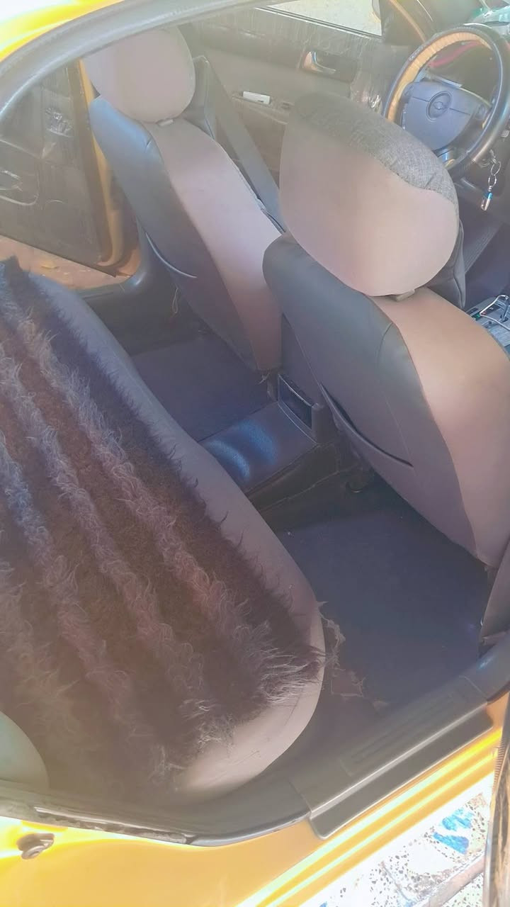 السلام عليكم
اوبترا ١١ للبيع
رقم بغداد انكليزي مصفره هيئه وغرامات
سيارة نضيفه وحلوه كير اوتماتيك
مكانه بغداد قرب مجمع بسماية
*********** واتساب 
ا
