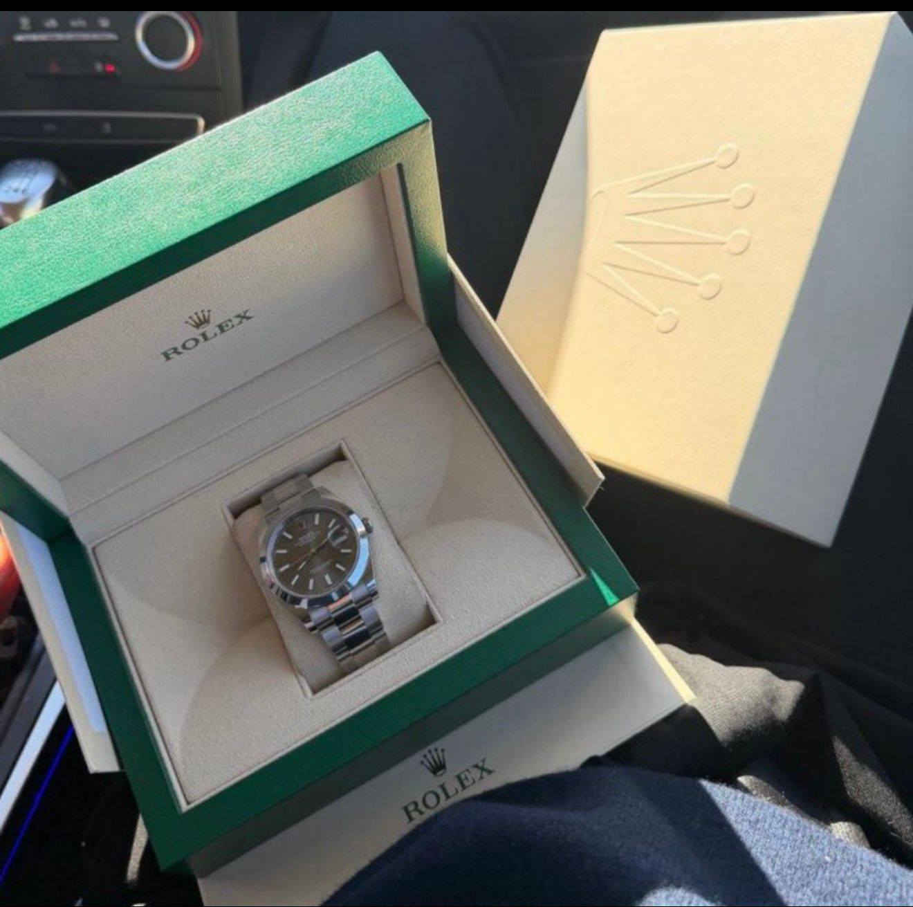Rolex datejust 41, référence 126334. mazala jdida 3ndha qlq mois Bach tchrat prix 130000 dh


**إذا كنت صاحب هذا الإعلان وتريد حذفه لأي سبب، رجاءا أرسل رسالة إلى الدعم الفني**