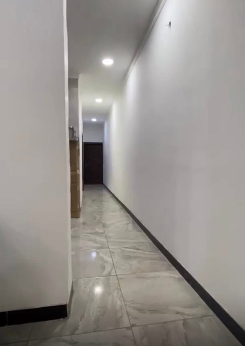 السلام عليكم 
زيونة 712
🔴 شقة مؤثثة  بالكامل ديلوكس
غرفتين ومطبخ معزول وصالة كبيرة وخدمات مساحة 100 متر
للاستفسار مراسلة او اتصال واتساب 
***********
***********
