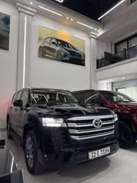 لاندكروز GX.R • ٢٠٢٢ • ٦٠ الف كم