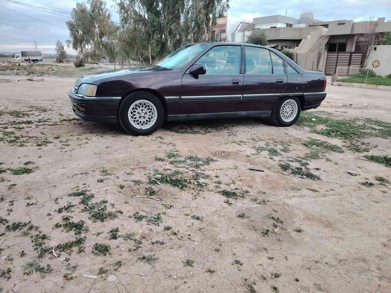 اوبل اوميكا 93 كركوك رقم جديد بطاقه بانزين بيهه محرك يصرف كير عادي بل شرط صبغ جماليه بدون اي ضربه او معجون  بلاديه السعر 38 بيهه مجال مكان كركوك ***********
