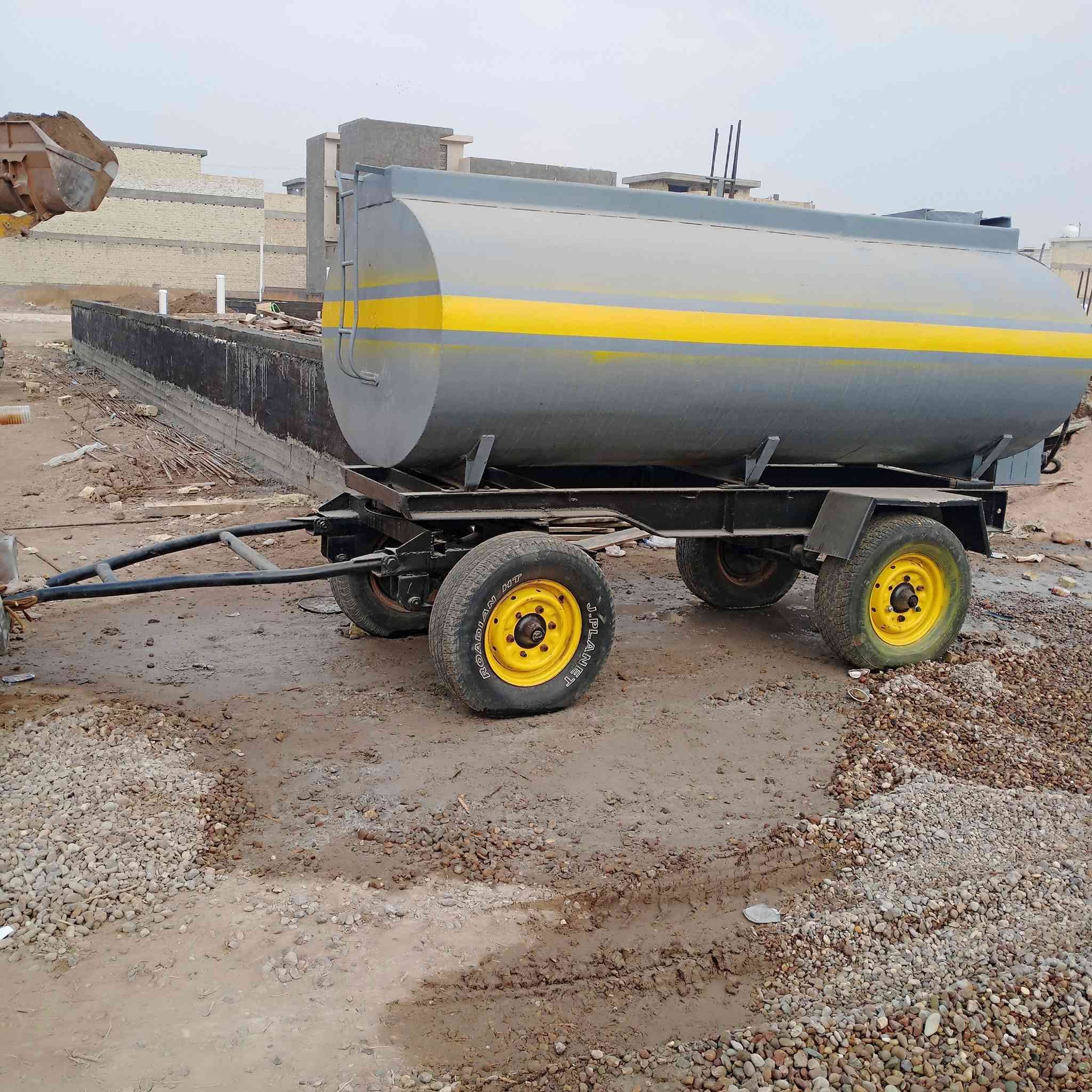 سلام عليكم مقطوره مال ماء جاهزه الشغل ب مليون ونص وبيها مجال  العنوان الكاظمية قرب جسر الدوار ***********
***********
