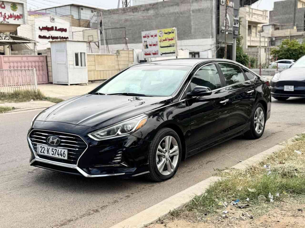 سوناتا 2018 امريكي 
مكينه 2400 مكينه بلاديه
سياره كلش نضيفه وجاهزه
بيه جاملغ خلفي وقبق جنطه 
رقم اربيل هزه وسنويه جديده
مكاني بغداد السيديه
السعر 118وبيه مجال بسيط
***********
