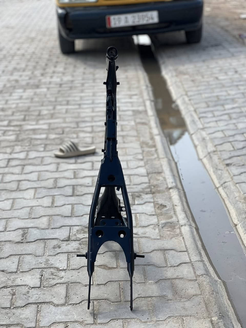 شاصي ١٩اوراق اصولي شرط ترقيم
كبل صعد غراضك محور ربع وجاهز صبغ ومرتب شاصي 
سعره خاص والميعرف اسعارهن لايعامني 
مكاني دوانيه حي الجامعه 
***********
