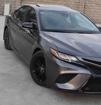 كامري SE • ٢٠١٨ • ٧٠ الف