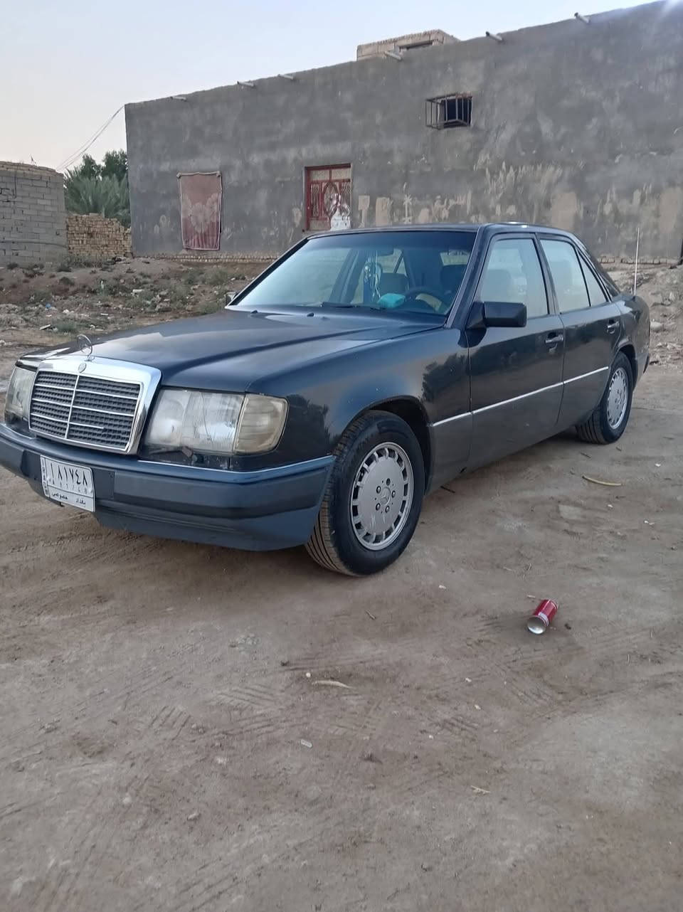 السلام عليكم مارسدس دب موديل 1993 رقم بغداد سنويه لل 27  العنوان ذي قار سوق الشيوخ رقم ‏‪***********‬‏  السعر 47
