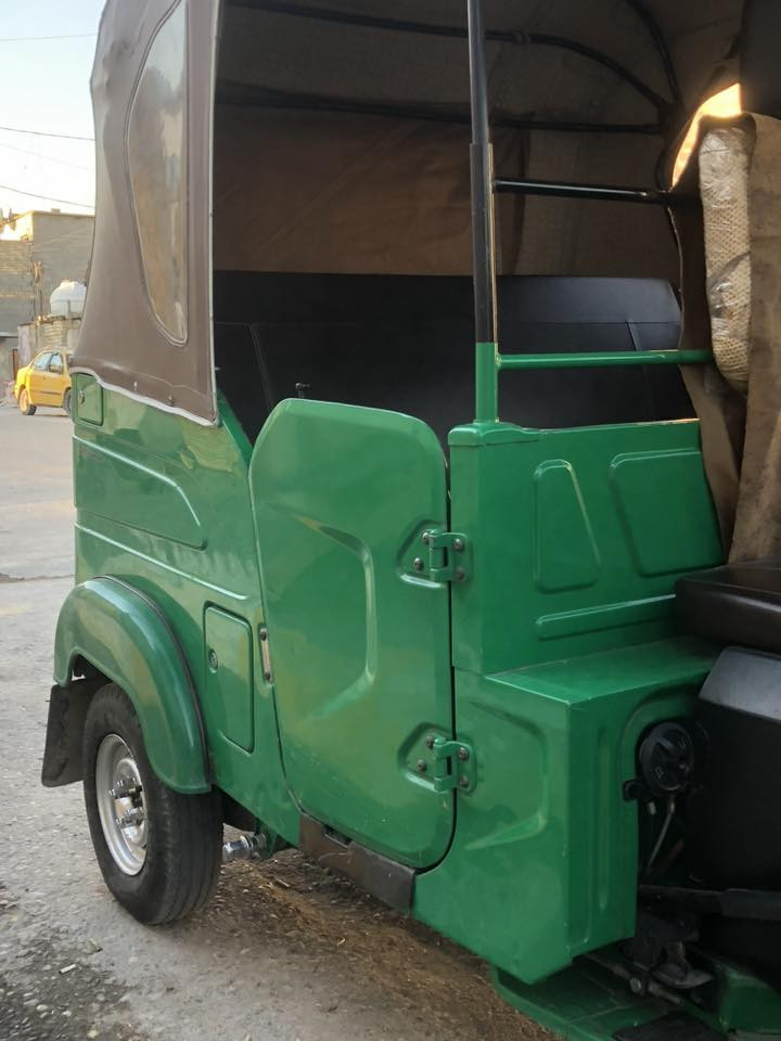 السلام عليكم
تكتك موديل 22 شهر الخامس.
سنوية بأسمي .
تكتك كفاله'  گير' ومكينه' وگشر' 
عنواني مدينة الصدر 
رقمي: ***********
