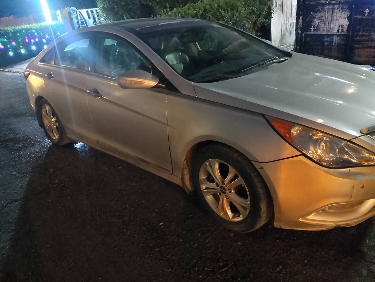 سلام عليكم البيع هونداي سوناتا موديل 2012 بغداد وارد امريكي ثلاث قطع صبغ فقط 2400 جي دي سقف بانوراما السيارة بسمي تحويل ثاني يوم السعر 95 اللاستفسار اتصل على هذة الرقم ***********
