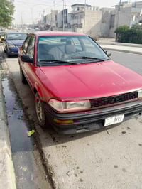 كورولا للبيع موديل 90 رقم . 07765139573