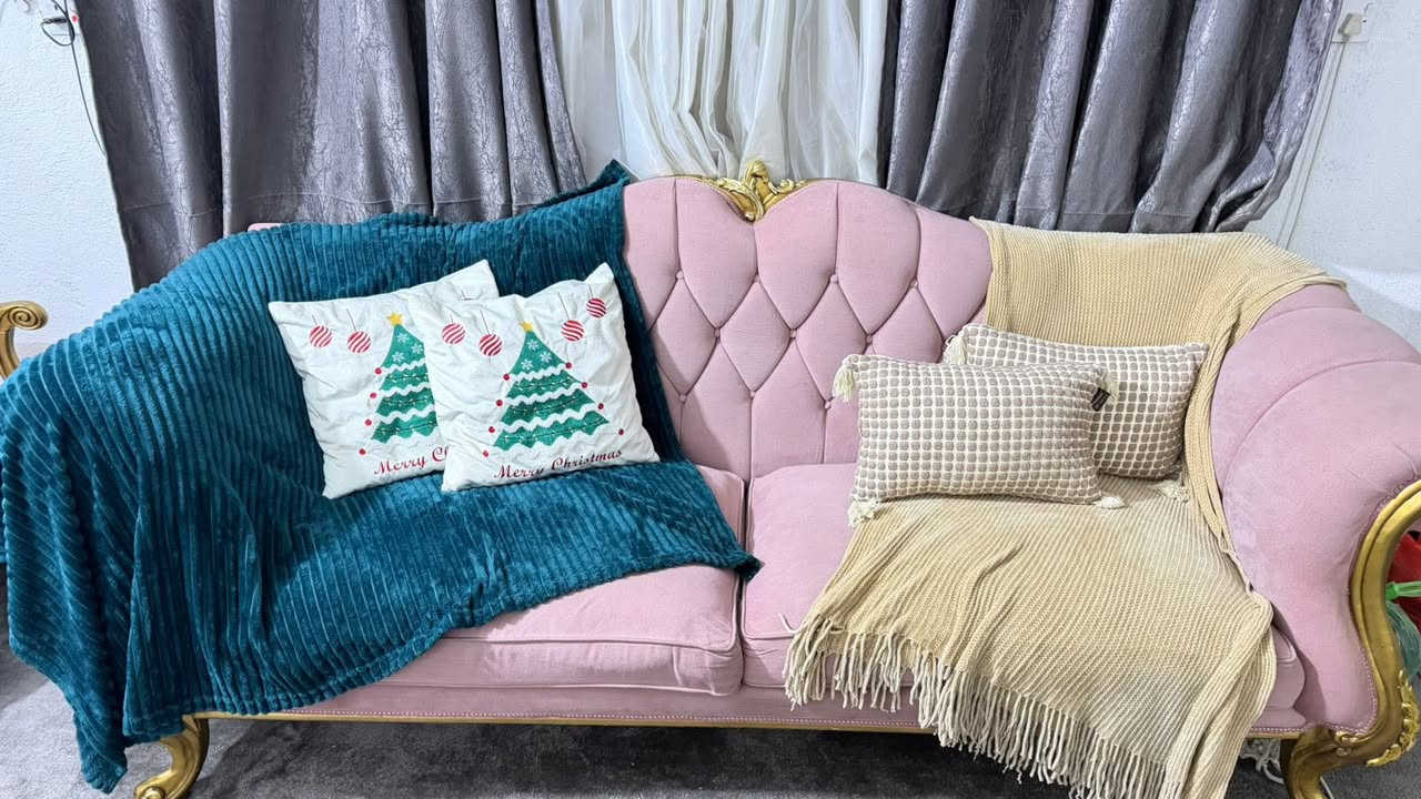 طخم ملكي للبيع نضيف السعر مليون وبي مجال 
العنوان ذي قار سومر الاتواصل والاستفسار ***********
