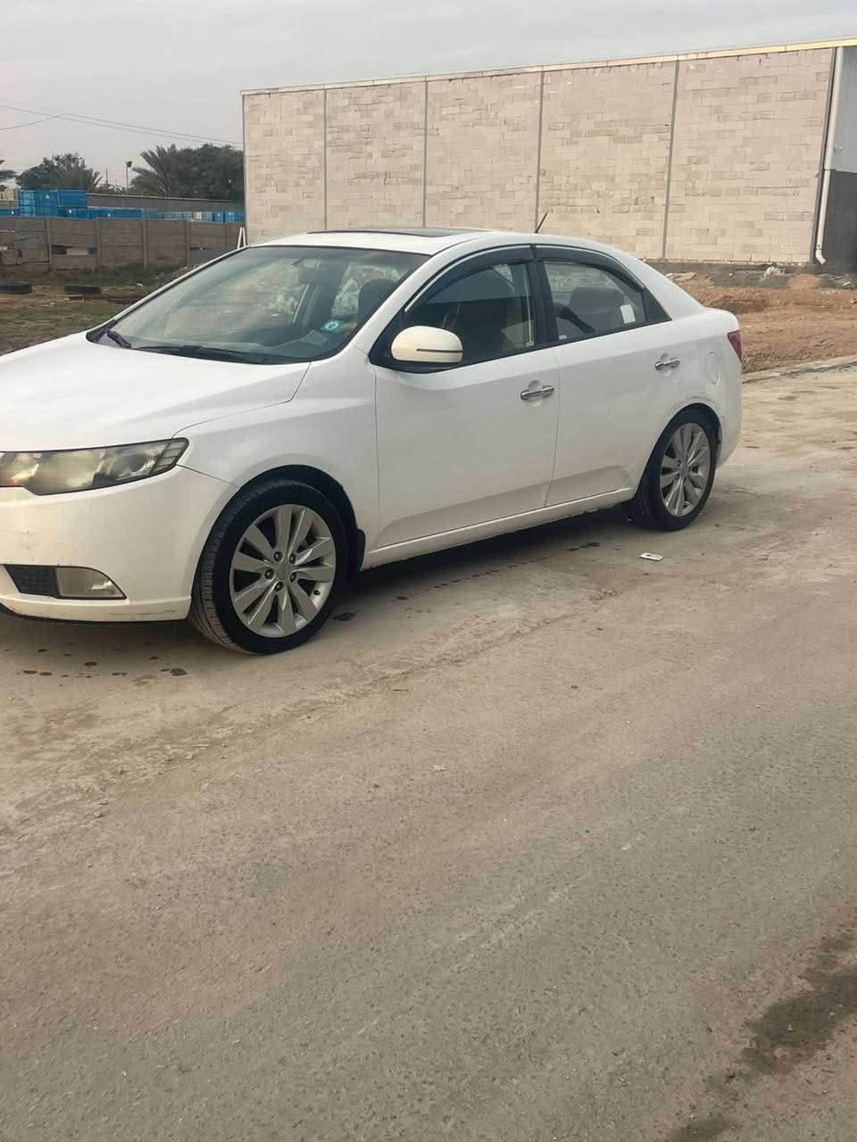 سيراتو 2013 خليجي لون ابيض رقم بابل الجديد باسمي السياره فول مواصفات
للاستفسار/***********
