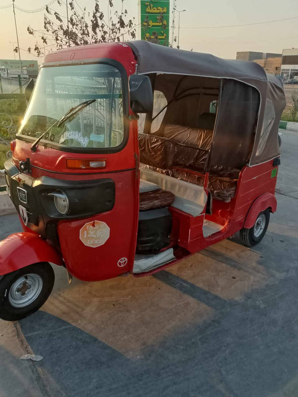 السلام وعليكم تكتك باجاج للبيع 
السعر مليونين مستعجل على بيعتها 
موديل 2018 

‎0770 466 0428
