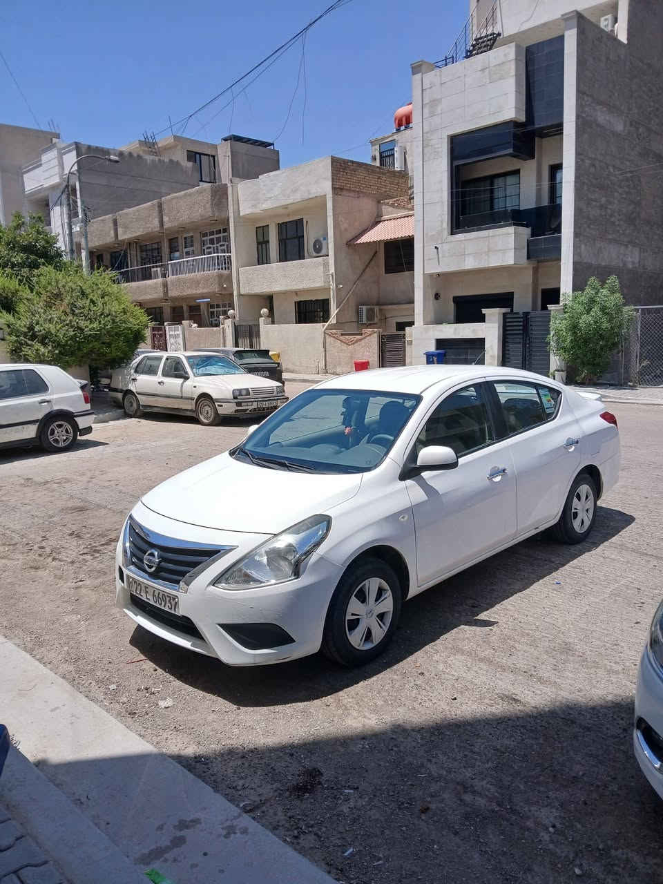 نيسان صني هندي موديل ٢٠٢٠ 
ماشيه ٤٩ 
رقم اربيل
مكفوله من الصبغ والبارد 
مكان السياره الاعظميه 
***********
