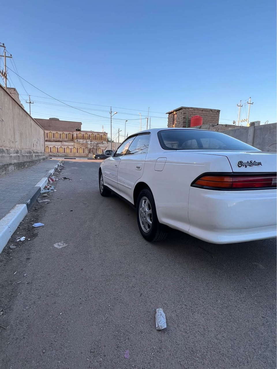 سلام عليكم مارك نفخ مديل 1993 رقم بصره مشروع وطني لغايت 2028 مكفوله من الكص ونقل وضربه ولعيب شرعي مكينه وكير ونجي كفاله تبريد شغال حداده جديده طخم تاير ويلكب جديد السعر 67 رقم الهاتف *********** العنوان البصره الزبير حي العسكري ابو الخصيب, البصرة
