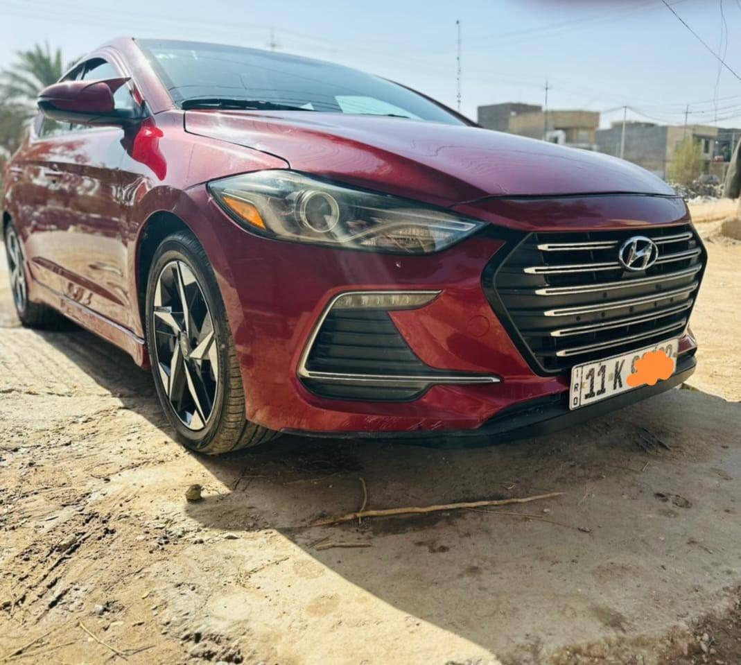 سلام عليكم النترا سبورت رياضي تيربو فول ١/١ رقم بغداد بسمي تحويل مباشر هزه جديده بدون دواخل بيهه صبغ كصه البنيد وبارد ب الجاملغات الخليفه بدون تبديل سياره لبل واحد السعر١٢١ عنوان كربلاء الشراي يتصل ***********
