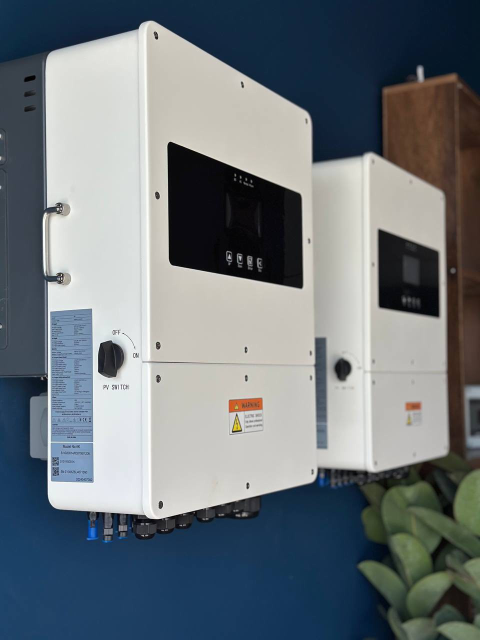 ⚡ تريد كهرباء 24 ساعة بدون مولدة؟
الحل صار أسهل ويا مكتب القمّة للطاقة الشمسية ☀️

🔋 إنفيرتر من شركة SHESAJ العالمية
✔️ ضمان حقيقي 5 سنوات

🔋 بطارية DYNES الأصلية
✔️ ضمان 10 سنوات

☀️ ألواح شمسية عالية الكفاءة
✔️ ضمان 15 سنة

استثمر مرة وحدة… وارتاح سنين 🔥
لا صوت مولدة — لا اشتراك — لا فواتير

📞 للحجز والاستفسار: ***********
📍 كربلاء — شارع المخازن

#الطاقة_الشمسية #كهرباء_24ساعة #كربلاء #بدون_مولدة #مكتب@إشارة@
