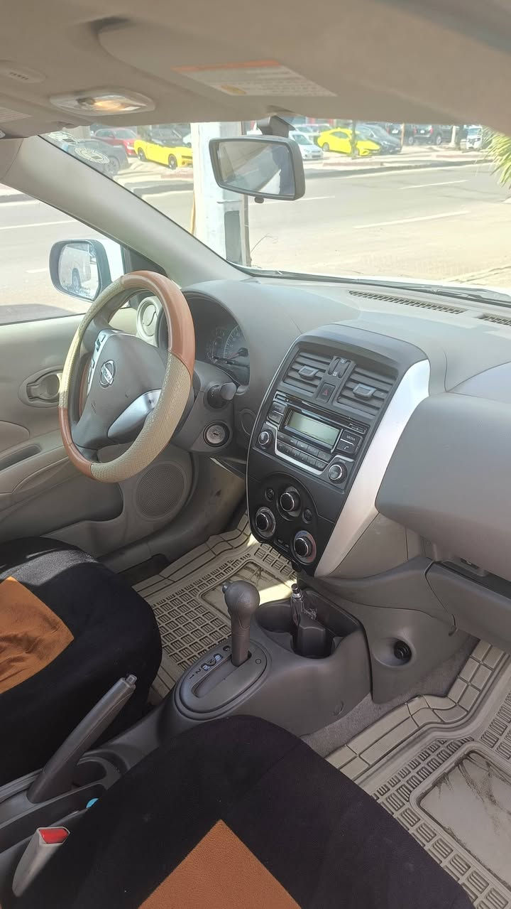 نيسان هندي موديل 2021 اربيل ماشيه 126 الف بأسمي بيه صبغ بالدوسه اسفل باب السائق سيارة نضيفه سعر 105$ للأتصال ***********
