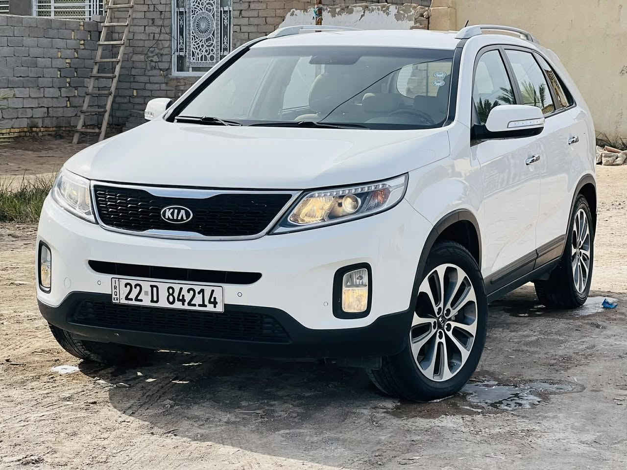 للبيع كيا سورنتو 2015
رقم اربيل باسمي 
مكفوله كفاله عامه 
بصمه ٦سلندر 
٧راكب ماشيه ١٢٦
للستفسار ***********
