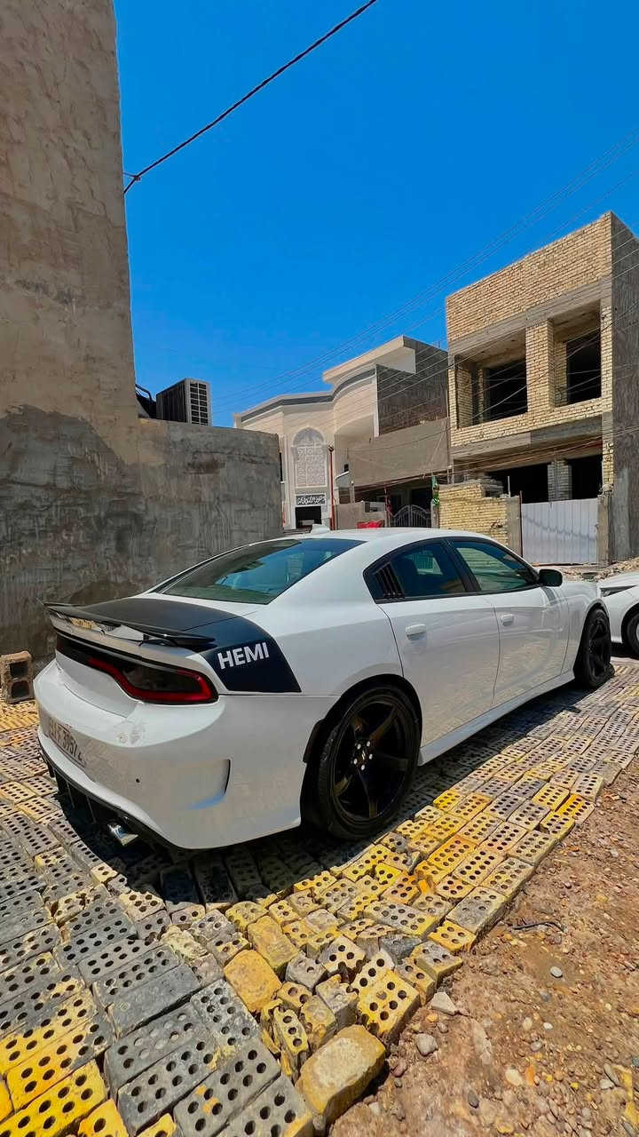 ‏ DODGE CHARGER 2018 R/T
دوج جارجر ار تي R/T موديل 2018

صور الضرر موجودة بدون ايرباك 

•المواصفات :

▪️السيارة: دودج جارجر R/T

▪️الموديل: 2018

▪️المحرك: 5.7L (ثمانية سلندر)

▪️لايتات زينون عالي ناصي مع حاجب LED متغير 

▪️بصمات عدد 2 للأبواب مع بصمة تشغيل

▪️كامرة خلفية دوارة اصل مع الستيرن

▪️حساس خلفي

▪️شاشة حجم كبير

▪️كشنات السيارة جلد 

▪️تحكم فول كهرباء لكرسي 

▪️تبريد قطعتين امامي وخلفي

▪️سستم صوت الپاين ALPINE 

▪️تشغيل عن بعد

▪️سبويلر في الجنطة 

▪️تدفئة وتبريد كشنات 

▪️شفتات ستيرن 

▪️كزوز بلادي

▪️تحكم ستيرن جهتين بلوتوث وحاكية وكروس سرعة وتحكم صوت 

▪️نظام ABS مانع انزلاق

▪️كشنات خزن ميموري 

▪️ويل نجمة وتخم تاير جديد

▪️رادار جانبي

▪️مرايا الجانبية والوسطية تعتيم ذاتي 

◼️عداد المشي 87 الف 

سنوية ورقم جديد بسمي شرط التحويل 

السيارة عليها ادامة كاملة وبدون نقص صدر وبرمجة مراوح  وتنظيف غرفةالاحتراق وجاهزة ..

السعر المطلوب : 173 ورقة وبيها المجال.
 
مكانها بغداد 

الاستفسار اتصل ع رقم ***********
