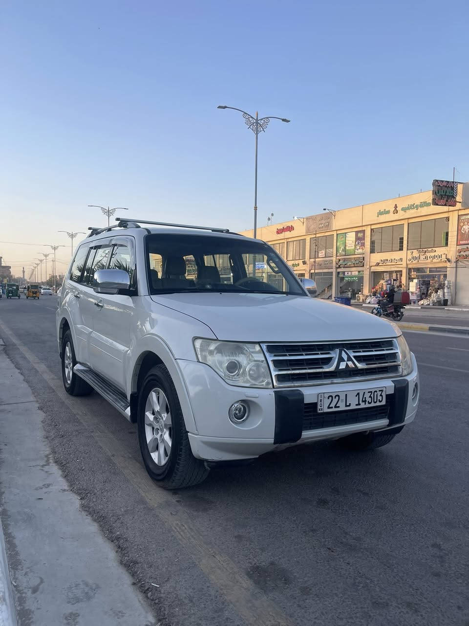 وبيها مجال 147
كفاله عامه بيها بس صبغ بالجاملغ اثر ضربه بسيطه 
وايرباك  طاك ينزل من سعرها سعر الايرباك 
وصور موجوده يمك بالمنشور الصبغ ممبينه 
مصبوغ الجاملغ درجه اولى لون صدفي  !!! 
مكفول كير ومكينه ما مفتوح تفحص تشوفه 
مواصفات معروفه فتحه دمام تحكم ستيرن جلد كشن كهرباء تبريد ٣ قطع بارد تخم تاير جديد جبلي 
الي تفيده يراسلني واتساب 
***********
