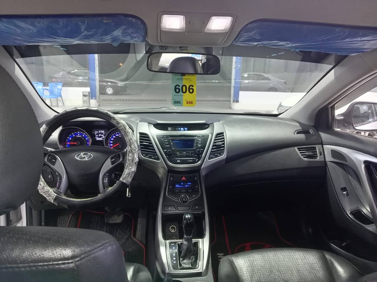 السلام عليكم
افانتي ٢٠١٥ خليجي محرك ١٦٠٠
بيه جاملغ بدون دواخل
الرقم
***********
