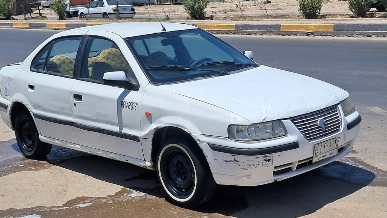 سلام عليكم سمند ٢٠٠٩ رقم واسط وتحويل بسم جيرانة مكينة وكير مكفولات تبريد شغال صدر امامي خلفي جديد باتري جديد كهربايات كلهة شغالة تخم تاير السيارة جاهزة  مكاني بغداد المعامل حي نصر السعر ٢٥ وبيها مجال حق الجية ***********
