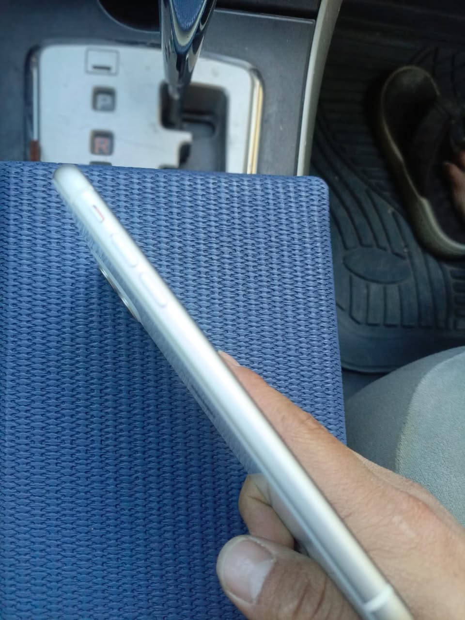 ايفون ١١ عادي بعدو لوك كله بلادي
ذاكره ١٢٨ بطاريه ٧٧ كلشي شغال سعر ٢٥٠


**إذا كنت صاحب هذا الإعلان وتريد حذفه لأي سبب، رجاءا أرسل رسالة إلى الدعم الفني**