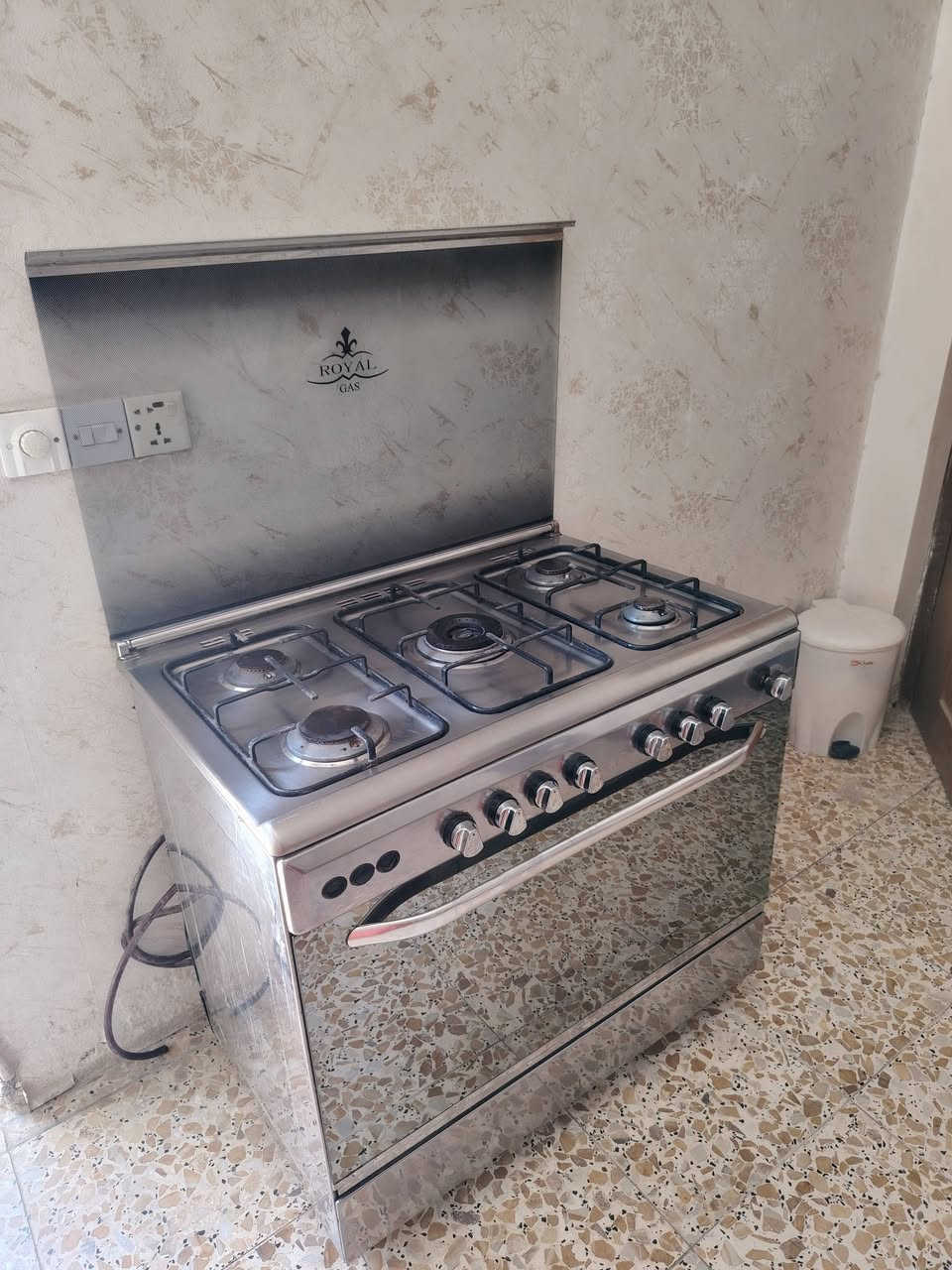 طباخ مصري كله شغال وجدا نظيف عله الفحص


**إذا كنت صاحب هذا الإعلان وتريد حذفه لأي سبب، رجاءا أرسل رسالة إلى الدعم الفني**
