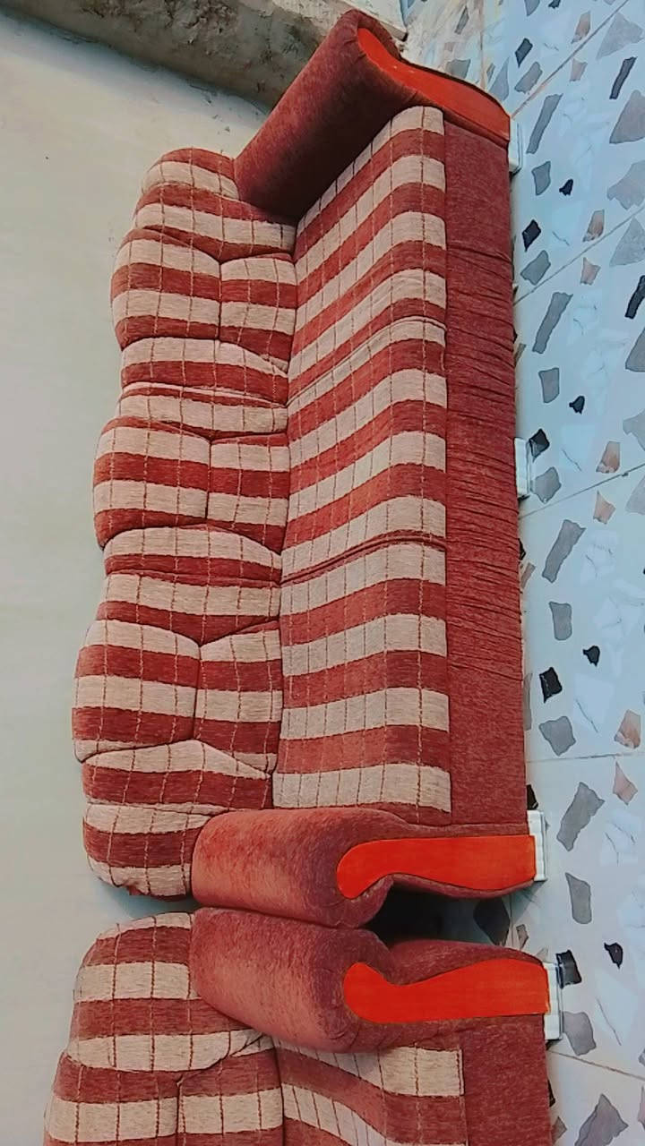 قنفات وحده جبيره وثنين اصغار السعر 25
***********
