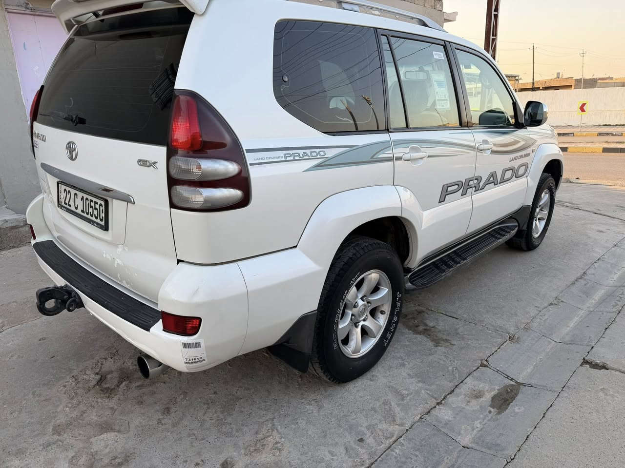 السلام عليكم  ‏2008 تويوتا برادو  4 سلندر  محرك 2700 كاربون بانزين رقم اربيل مسطره كير توماتيك دبل اكسل للبيع جاهزة السياره من كلشي والشرط من كل شيء وعلى فحص كير و محرك أي شيء ما تصرف عليها  من الدعامية الى الدعامية او كل شي داخل السيارة شغال السعر 155وبي مجال السيارة باسم أخي تريد وكاله تحويل مكان السيارة موصل قضاء  تلكيف ‏ ‏يرهم مراوس حسب القناعه *********** / ***********
