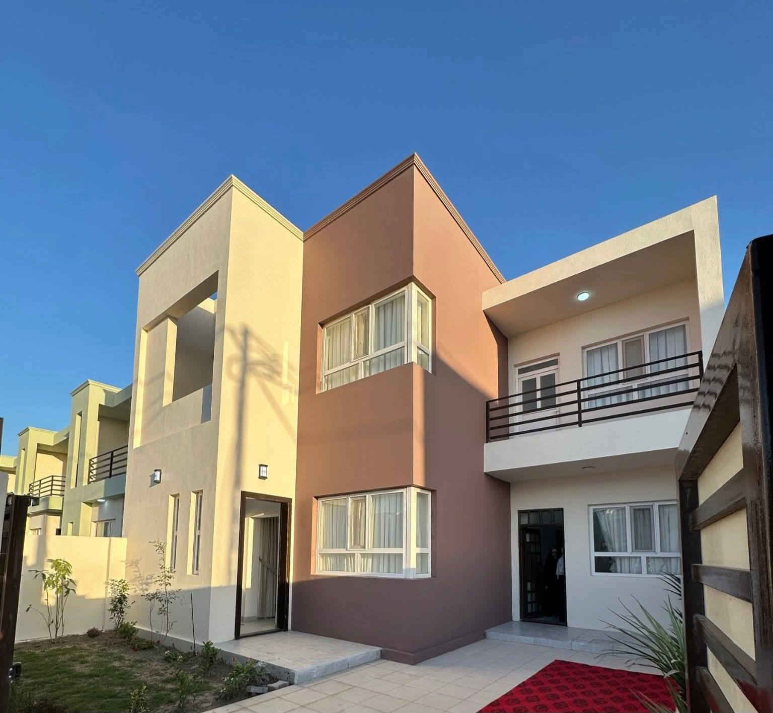 دار للبيع مجمع المرتضى مساحة 200 متر طابقين  مرحله اولالى بلوك 4  السعر الكلي من الشركة 189 واصل 80 يتحول على المصرف  ينباع بتطلوعه مناسبه الدار جاهز لسكن وموقع قريب على المدخل لمعلومات اتصل على رقم المكتب 
***********
واتساب
