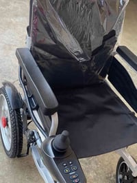 من بعد السلام  عربانة شحن للبيع جديدة بعدها ما مستخدمة  السعر خاص واتس...