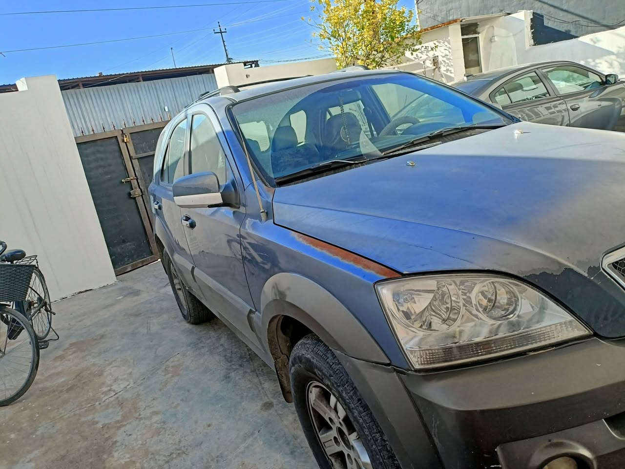 السلام عليكم ورحمة الله وبركاته
كيا سورنتو 2005  لون سمائي كلين كلين  بيها جلح فقط وارد خليجي رقم اربيل تحويل بنفس اليوم
مكفوله من الرقم للرقم وين ماتريد تاخذ تراي
سعرها( 85 ) وبيها مجال بسيط ان شاء الله للي تعجبه يتصل ***********  مكاني كركوك حي الشهداء
