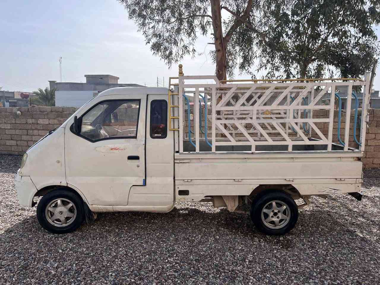 السلام وعليكم هانفي للبيع موديل 2007 محرك كير اكسل شرط  نكره سلف السعر 21 ورقه  وبيه مجال قليل  منفيس اصلي بيها  مكاني صلاح الدين بيجي الحجاج شراي يتصل ***********
