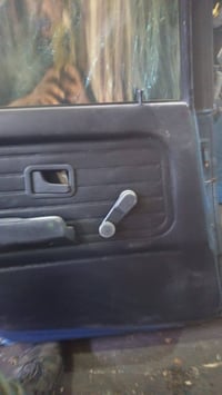 زعره للبيع ٣٥  قفل  كل شي بيها بشرط مناقصه شي ونقص ينزل من السعر رقم ب...