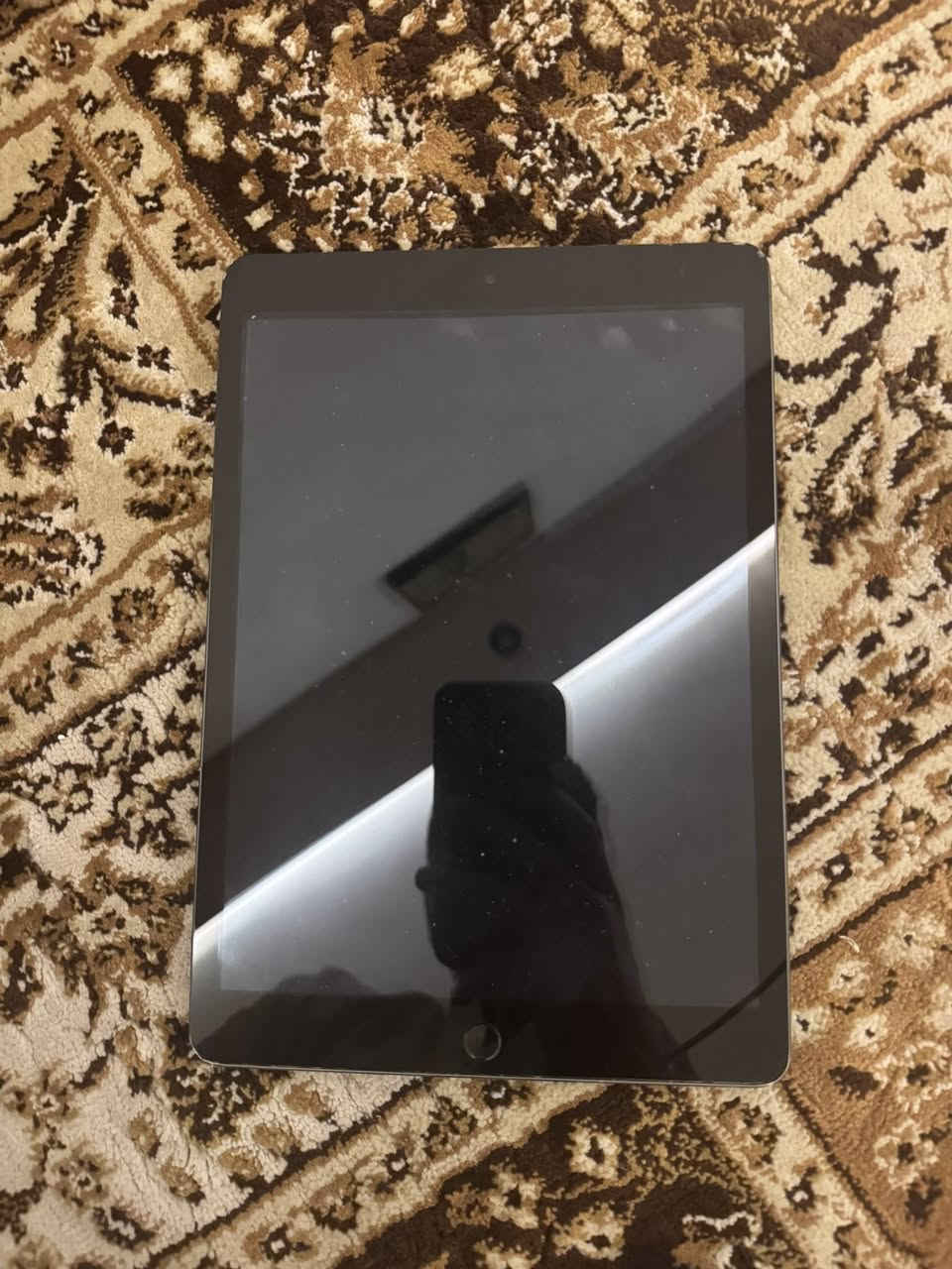 ايباد تسعه جيل تاسع
مستبدل كلاسه فقط 
ذاكره 64
بطاريه 90 
ايباد نضيف  بس مستبدل كلاسه نفس ما موضح بل صور 
كلشي شغال تجي تشوفه تفحصه بيك خير تدلل 
السعر 185 بي مجال حك جيه 
المكان بغداد


**إذا كنت صاحب هذا الإعلان وتريد حذفه لأي سبب، رجاءا أرسل رسالة إلى الدعم الفني**