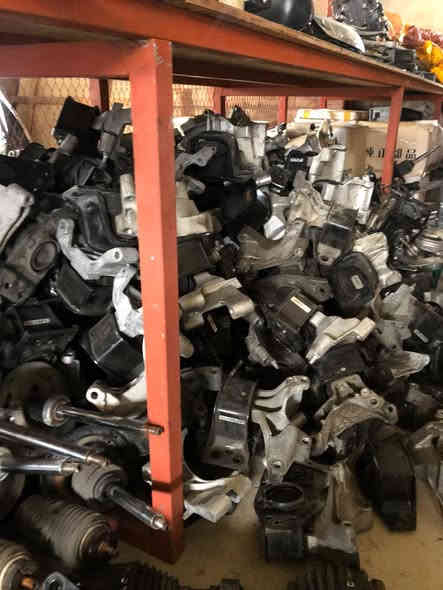 اللهم صل على محمد وال محمد 
يوجد لدينا جميع الادوات 
(الرينو _ السافران _ والكوليوس_الفلاونس)
مع جميع الموديلات 
حديث \مع \قديم
حداديه + مكاين +ادوات تفصيخ 
جميعها (زيرو)
وبأنسب الاسعار 
مع تخفيض شامل لجميع المحافظات
خصيصًا 
تخفيض ادوات السافران 
( ٩/١٠/١١)
آهلًا وسهلاً بالجميع  🩶
(***********)حسين البديري📞
(***********)حسين البديري 📞
