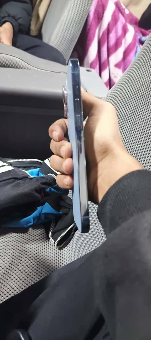 سلام عليكم  يفون 13برو ماكس ذكرته 256 بطاريه 82جهما مافتوح ابدد بس شراي  ينتصل *********** بس وساب فقط
