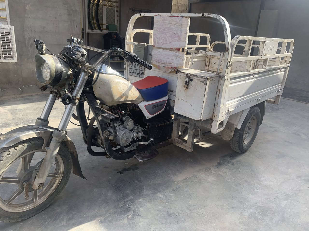 السلام عليكم ستوتة للبيع المكان ديالى سد حمرين لاستفسار ***********
