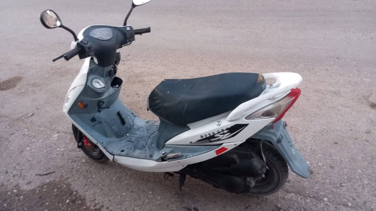 دراجه سيام  كوري جي تي محرك محرك 150 سرعه الدراجه 140
دراجه خير من الله نكره سلف نوزل دراجه كلشي بيها شغال ماتصرف عليها ربع كامله مكمله 350اوبيها مجال للشراي
عنواني كوت داموك حي الشهداء 
***********
***********
