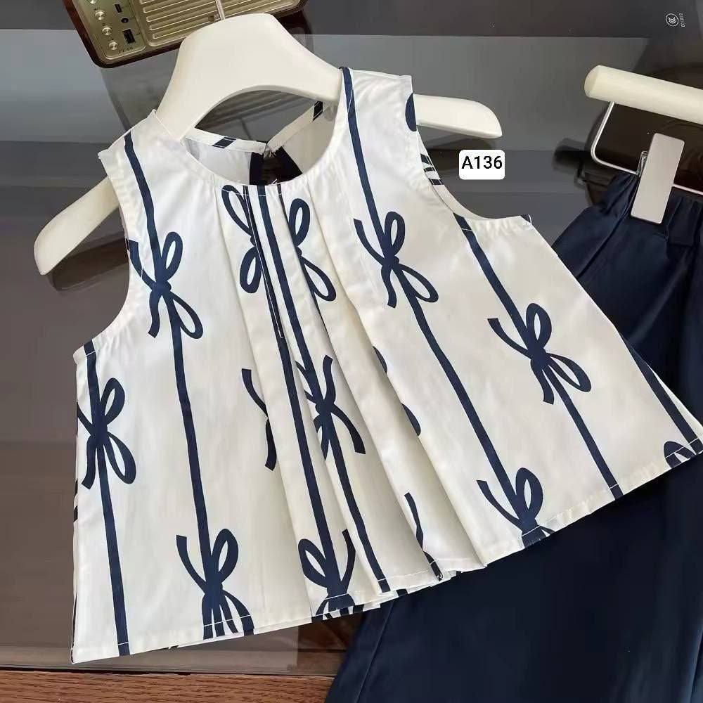 ✨ متوفر ملابس اطفال ✨
السعر 6000 الاف فقط 
توصيل داخل الكوت 1000 
وباقي المحافظات 5000 الاف 
القياسات : 1 – 2 – 3 – 4 – 5 سنة


**إذا كنت صاحب هذا الإعلان وتريد حذفه لأي سبب، رجاءا أرسل رسالة إلى الدعم الفني**