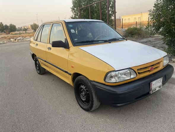 السلام عليكم
سايبة ٢٠١١ نضيفة مبيهة نقص 

مكينة كير صدر حلوات 

شواصي حلوة 

٢٤وبيهة مجال بسيط 

مكان البياع 

***********
